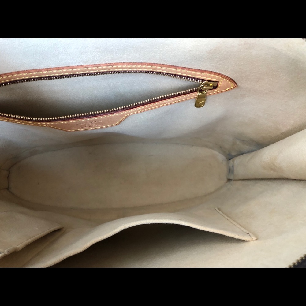 Authentic Louis Vuitton Babylon shoulder bag - Picture 7 of 15
